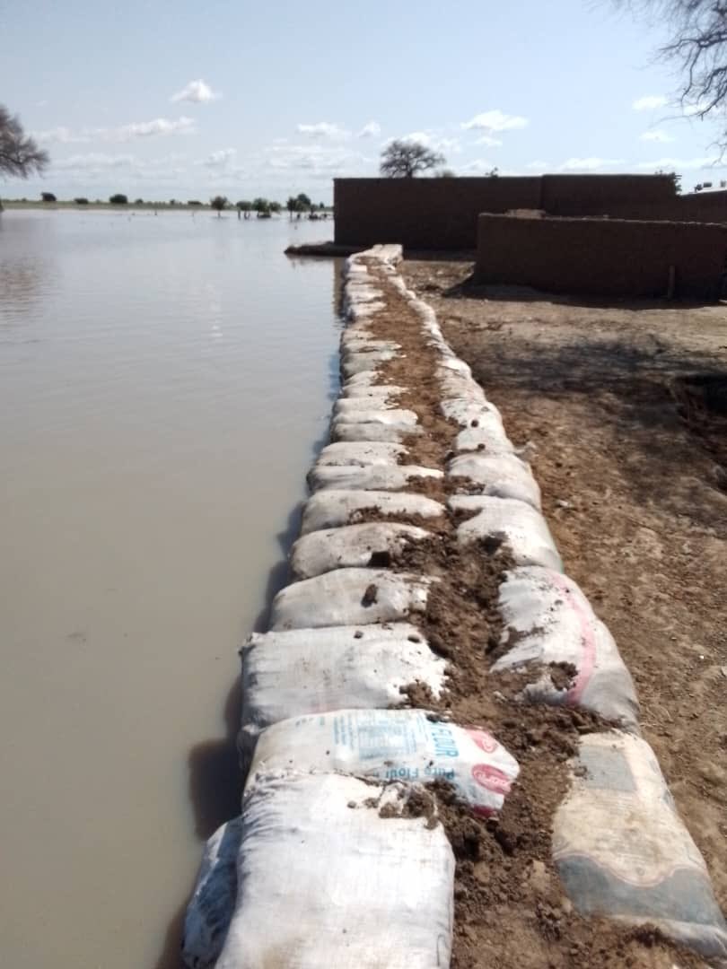 La résilience des populations de #Biamo #Makary face aux inondations.