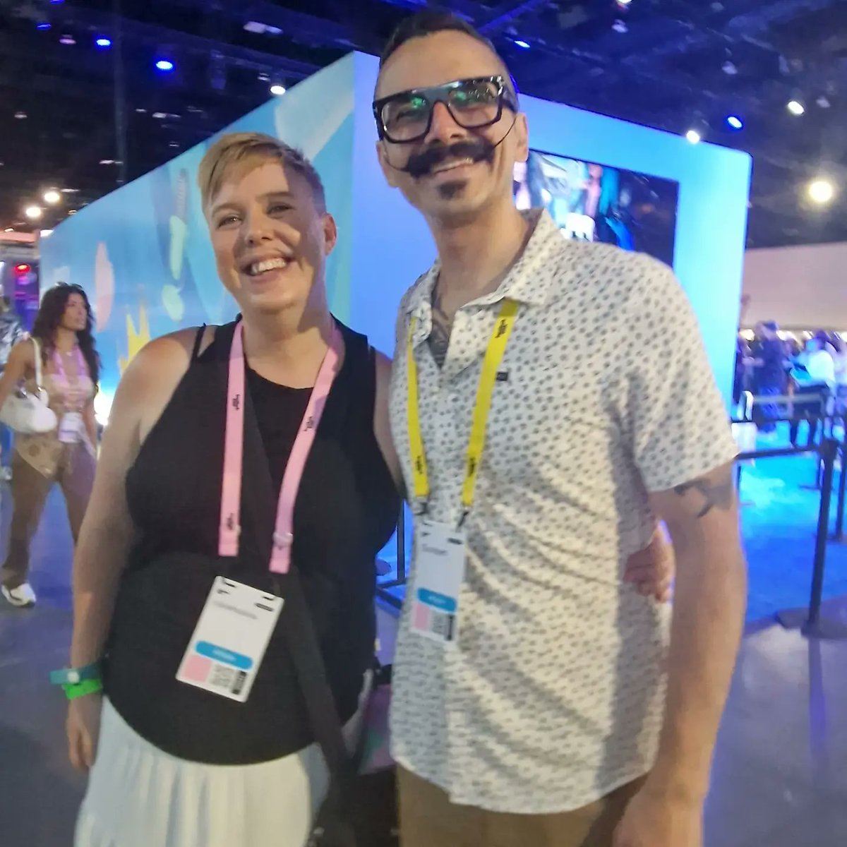clarefrosticle's tweet photo. Gorgeous people that I loved hanging out with https://t.co/TGb1K5iQEc