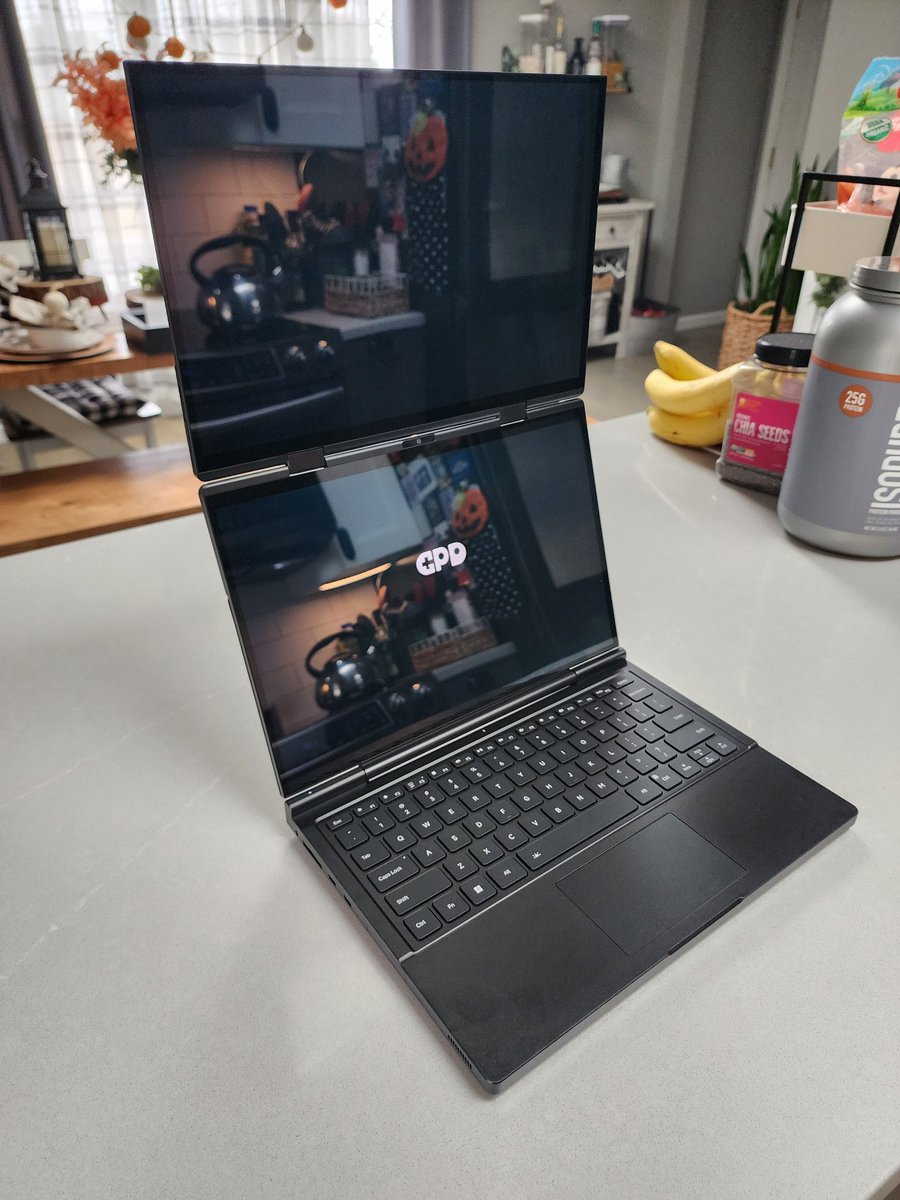 Cary Golomb tweet media