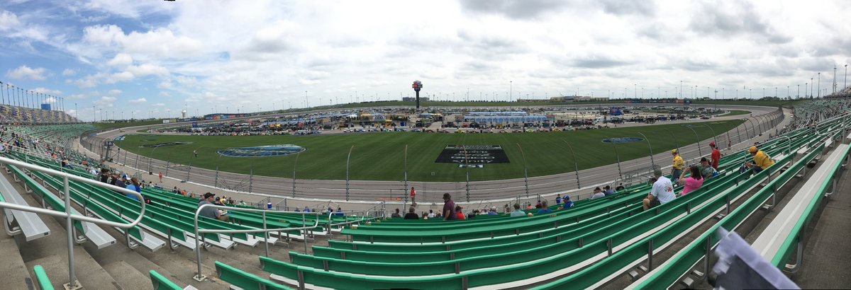 KertelsJoey's tweet photo. Can’t wait for this weekend  nascar races  at Kansas speedway 🏁 https://t.co/p1NKxapq5d