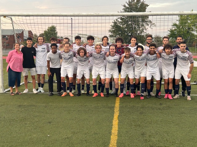 LeCitoyenRouyn's tweet photo. Gaillards : hockey et soccer connaissent une fin de semaine de succès #gaillards #cegep #abitibitemiscamingue #soccerinterieur #hockey
https://t.co/PhdTx7a42B https://t.co/ZkC2I1S0jG