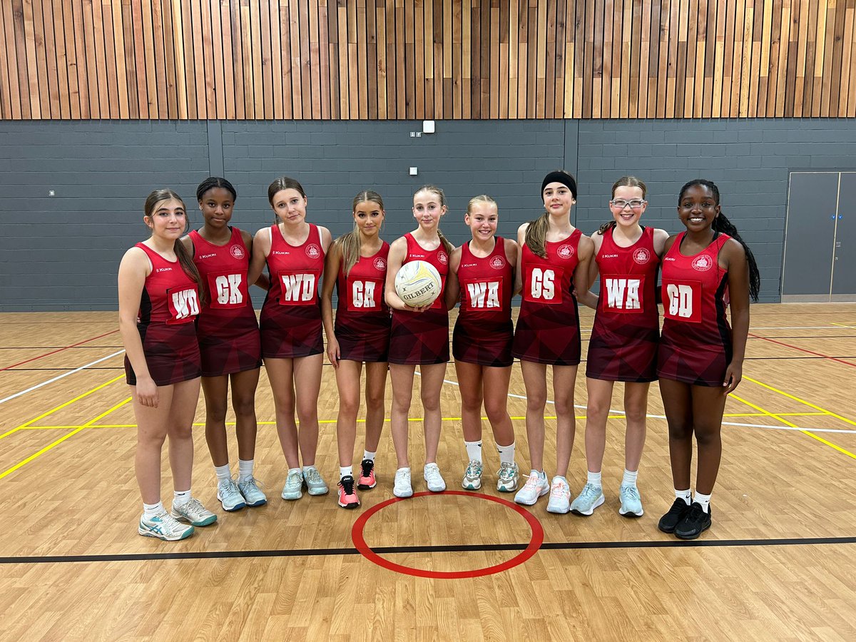 NULS_Sport's tweet photo. Starting the week with 2 great fixtures V St Josephs 🏐 The U14s won 26-14, whilst the U16s won 28-23 #weareNULS https://t.co/LkmNzEyscn