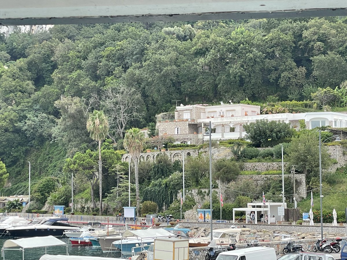 MattNiessner's tweet photo. Amazing time at #S3P-2024: Summer School on Signal Processing on Capri, Italy.
https://t.co/DGf2DkkcRM
I talked about photorealistic avatars, but the real perk is the island of #Capri which has been a resort since the time of the roman republic :)
https://t.co/8m60goqfFc https://t.co/Yo8pShlKUL