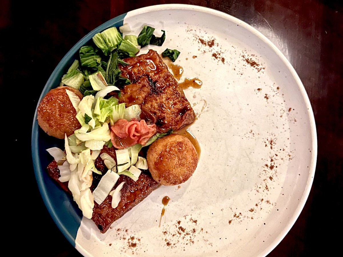 LoFredrich's tweet image. It's #Week39 and it's time to order up something quirky but wonderful at Odd Duck #52Restaurants dlvr.it/TDbHJx