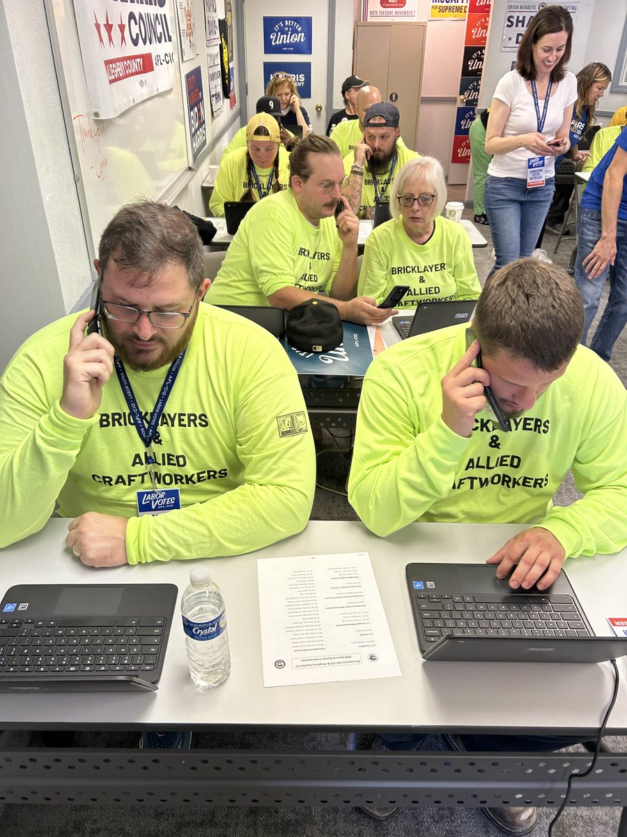 Thank you, <a href="/GovWhitmer/">Governor Gretchen Whitmer</a>, for swinging by our Local 9 PA phone bank and joining our precinct walking crew!

#UnionsForAll #UnionStrong #Elections2024