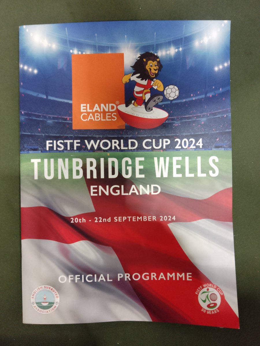 IsaacStatue's tweet photo. Newell's en el mundo ♥️🖤 Andy Fitzpatrick, from the Irish team, at the Table Football World Cup @FISTFWC2024 in Tunbridge Wells, Kent, the birthplace of Subbuteo #TableFootball #Subbuteo #FISTF https://t.co/xjTdAm3Qt3