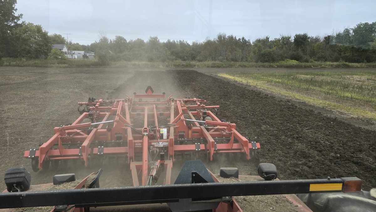 farmerschneck's tweet photo. Busy day today.   Biosolid ash/pellets getting spread and working it in behind.   @kleinsagri @Mike_Lishman https://t.co/jgdzxzGXDf