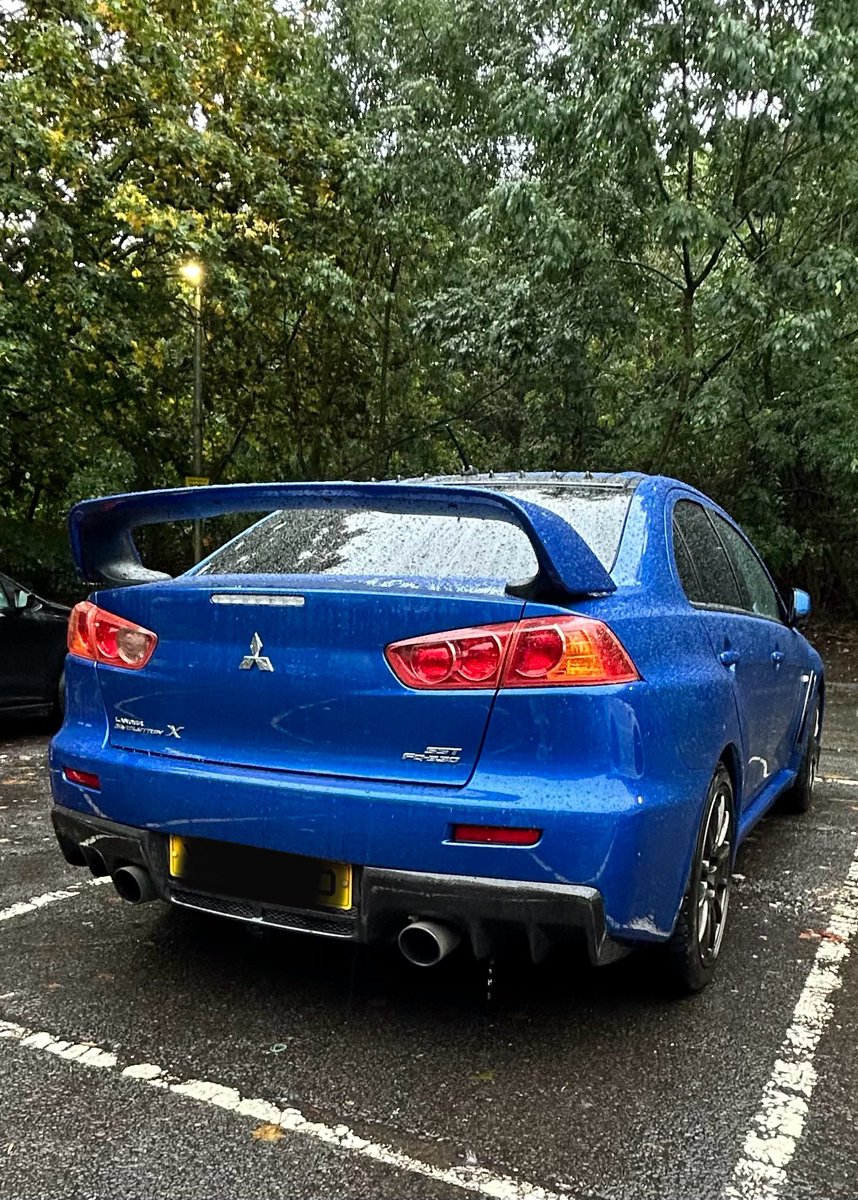 curly nicola 🏁🚘🇪🇺 tweet media