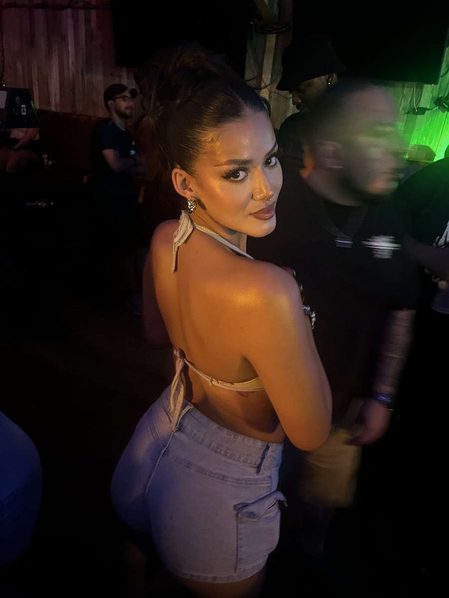 jadencortezy's tweet photo. I love being me 🧎🏽‍♀️‍➡️ https://t.co/gNLKodtWZB
