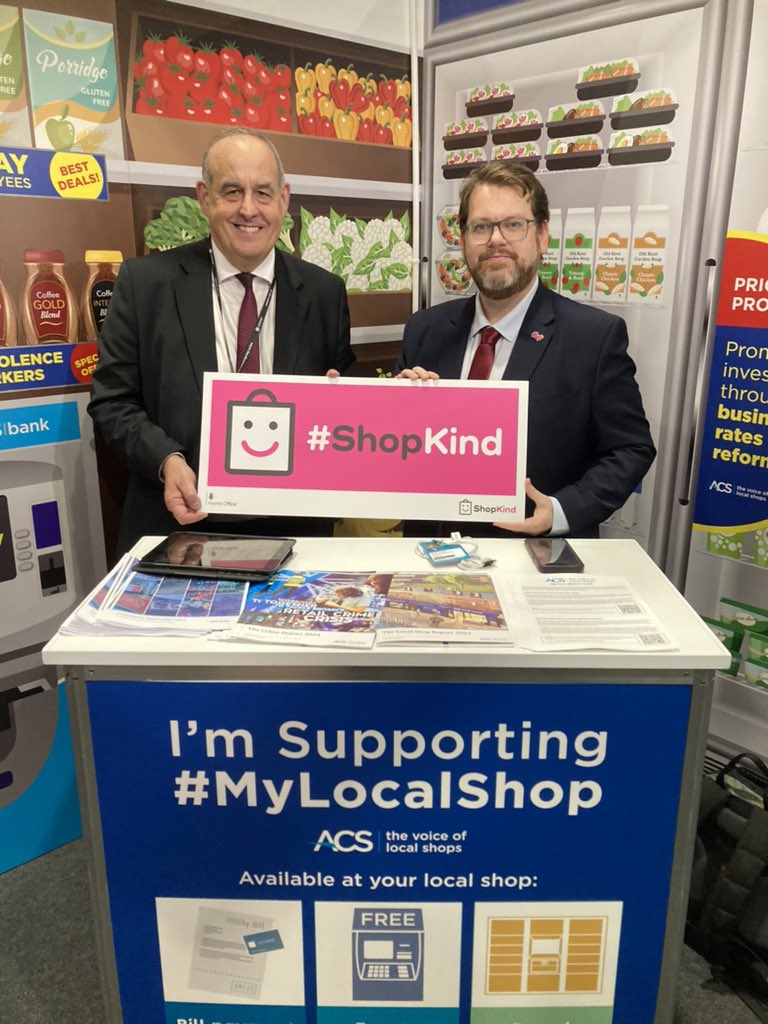 Lord Hanson of Flint ,Labour Peer & Minister (@rthondavehanson) on Twitter photo Good to support #ShopKind which a retail industry campaign, co-ordinated by the Association of Convenience Stores with the <a href="/ukhomeoffice/">Home Office</a> responding to the growing problem of abuse & violence toward shopworkers.
Myself and <a href="/MWheelerMP/">Michael Wheeler MP</a> have long campaigned on this issue. Good to support #ShopKind which a retail industry campaign, co-ordinated by the Association of Convenience Stores with the <a href="/ukhomeoffice/">Home Office</a> responding to the growing problem of abuse & violence toward shopworkers.
Myself and <a href="/MWheelerMP/">Michael Wheeler MP</a> have long campaigned on this issue.