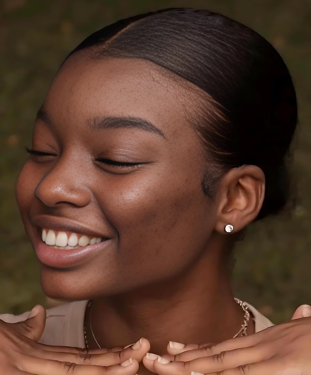 avstudiosng's tweet image. Saw this picture somewhere I tried retouching it 🌚