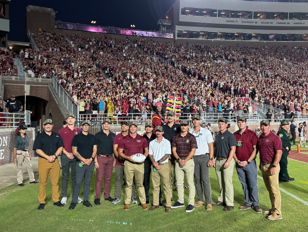 usasoac's tweet image. The 160th SOAR conducted a pre-game flyover of the FSU vs. Cal Football game in Tallahassee, Florida. Two MH-47G Chinook helicopters performed a flyover and Night Stalkers participated in halftime and post game festivities.
#GoArmySOF #SpecialOperationsAviation #NSDQ #USASOAC