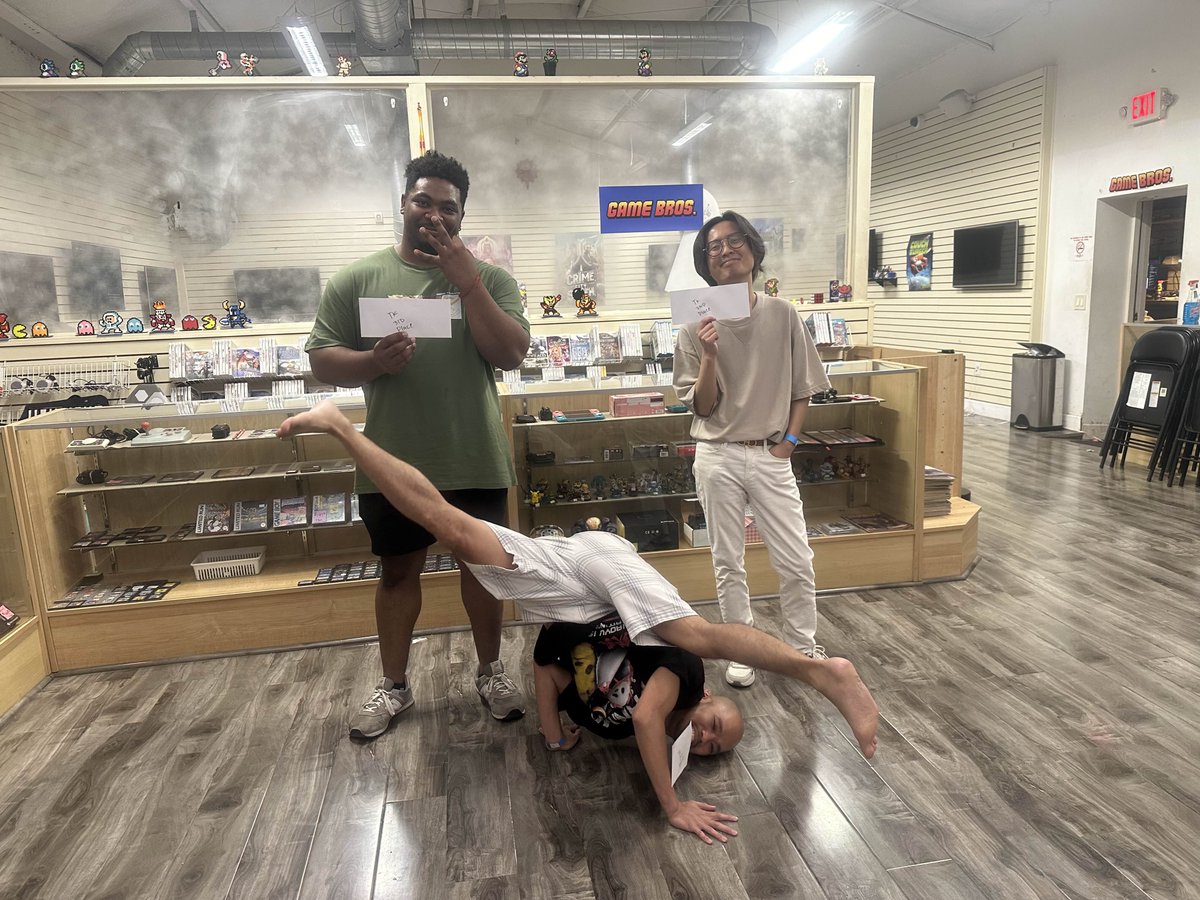 On the Tekken side, your winner for DRH #32 is <a href="/Pandaroni_TK/">Pandaroni</a>!

🥇<a href="/Pandaroni_TK/">Pandaroni</a> 
🥈<a href="/RenaiSpirit/">CJ ★</a> 
🥉<a href="/KageZay1/">KageZay</a> 
🏅ThaiChi
🏅Illusion
🏅Kulog
🏅Quixote
🏅<a href="/TristanRMelton/">Tristan Melton</a> 

Shoutout to <a href="/KageZay1/">KageZay</a> and <a href="/AvgVideogameJoe/">AverageVideoGameJoe</a> for holding it down as usual, great job and congrats to everyone! 😎