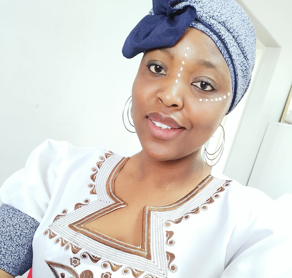 What do you know about Xhosa women?