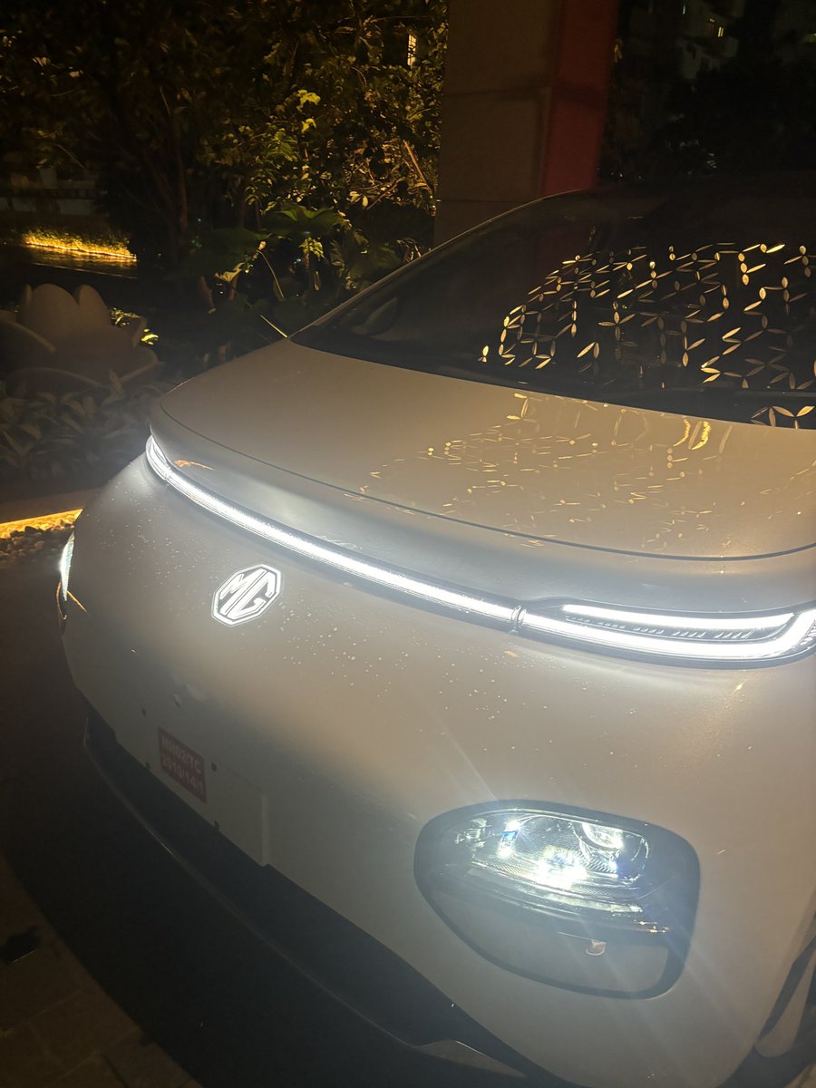 SangitaSJindal's tweet image. JSW MG- windsor- our first car from our joint venture! New age and futuristic. @sajjanjindal @ParthJindal11 @MGMotorIn