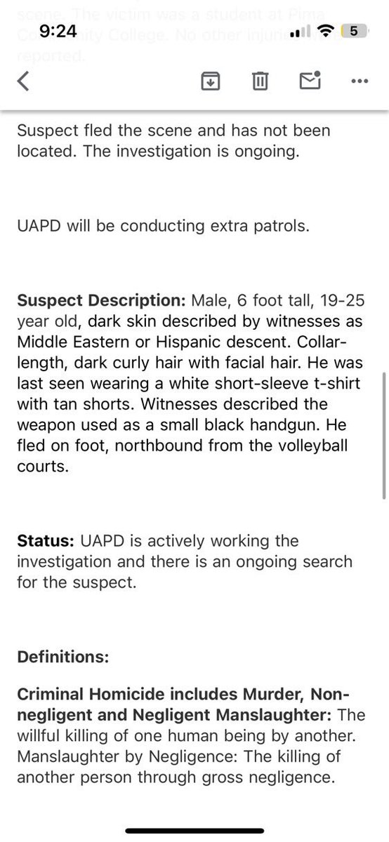 whatsuptucson's tweet photo. Photos of suspected shooter last night near UofA and the Clery Timely Warning https://t.co/2Yra092SMh
