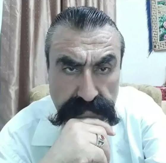 avsenses's tweet photo. Ne demiş ünlü düşünür.
“İtaat et rahat et” https://t.co/4skKEFE3v0