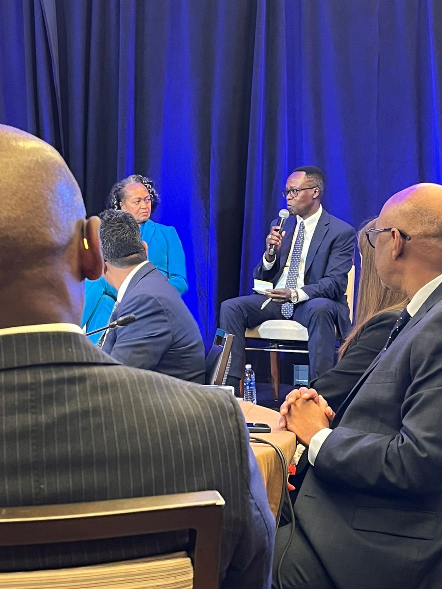 NCBABankKenya's tweet photo. Exciting times at the 79th United Nations General Assembly! #UNGA79! Today, our Group MD John Gachora joined key talks on how private companies are boosting Kenya-US trade ties and addressing global challenges. #NCBAatUNGA #Goforit https://t.co/SyJiv6hUq7