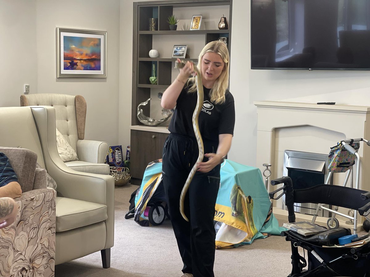 Zoo lab came to see us last week, it's always interesting to look at and hold different animals <a href="/AnchorLaterLife/">Anchor</a> <a href="/ZooLabUK/">ZooLabUK</a> #animals #care #carehomes