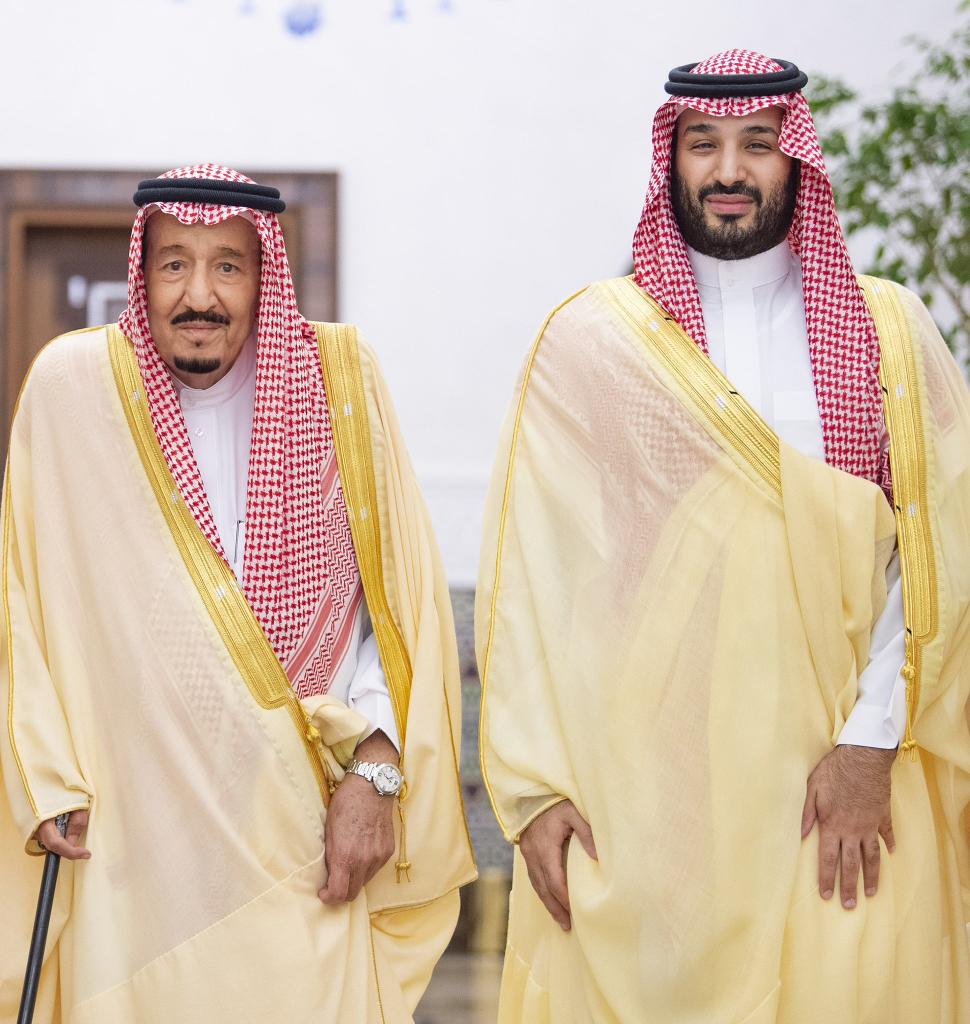 الله يديمكم بعز وفخر 🇸🇦💚
أربع وتسعون عام يا فخرنا في كل عام 🇸🇦💚

#اليوم_الوطني_السعودي_94   
#نحقق_ونحلم