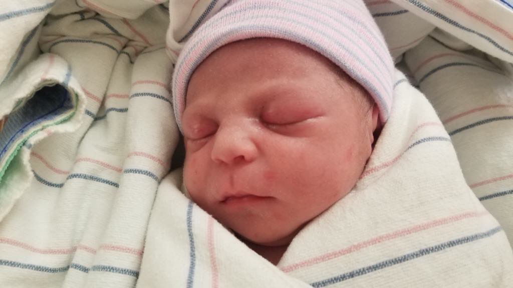 GKavelines's tweet image. I still can’t believe my baby girl started Pre-K today, I bawled when she let my hand go, I just can’t believe how time is flying 🥹❤️ #TH570 #Family #StopGrowing