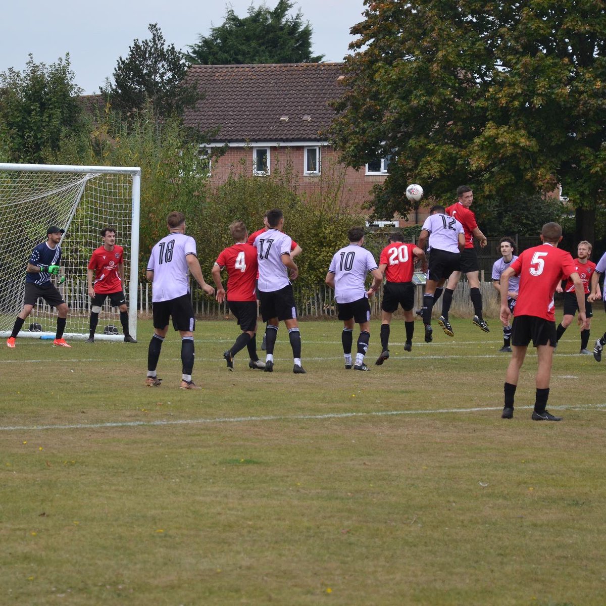 First group stage match for the Bernie Hardiman Cup yesterday against <a href="/VikingValkyries/">FC Viking & Valkyries 🏴󠁧󠁢󠁥󠁮󠁧󠁿</a>. Great possession and lots of half chances, but some great ball control and technical passes ends in a deserved win for UpperCross! ⚽️