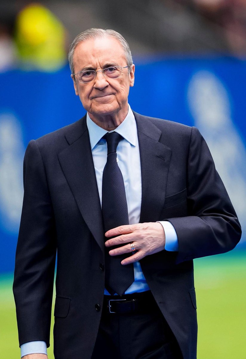 RMadrid_actu's tweet photo. 🚨| Le PLAN du Real Madrid est d'étudier LES OPTIONS disponibles au MILIEU et en DÉFENSE CENTRALE. Le club SUIT des joueurs. @MatteMoretto #RealMadrid ✅🔍 https://t.co/V8jLGLjiY9
