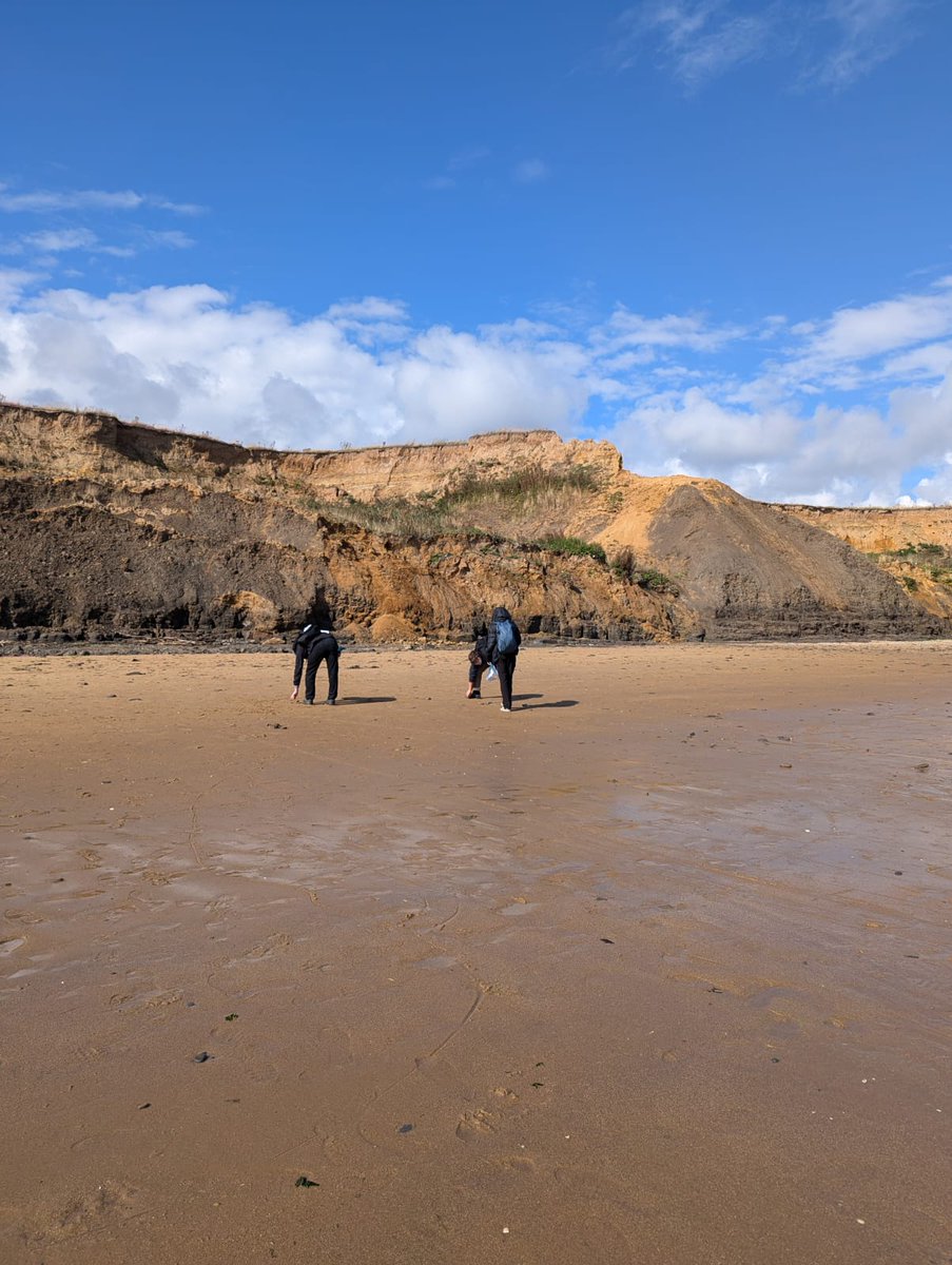 RBAGeography's tweet photo. More geography pics from Walton on the Naze @RBAcad https://t.co/2jusybxAMK
