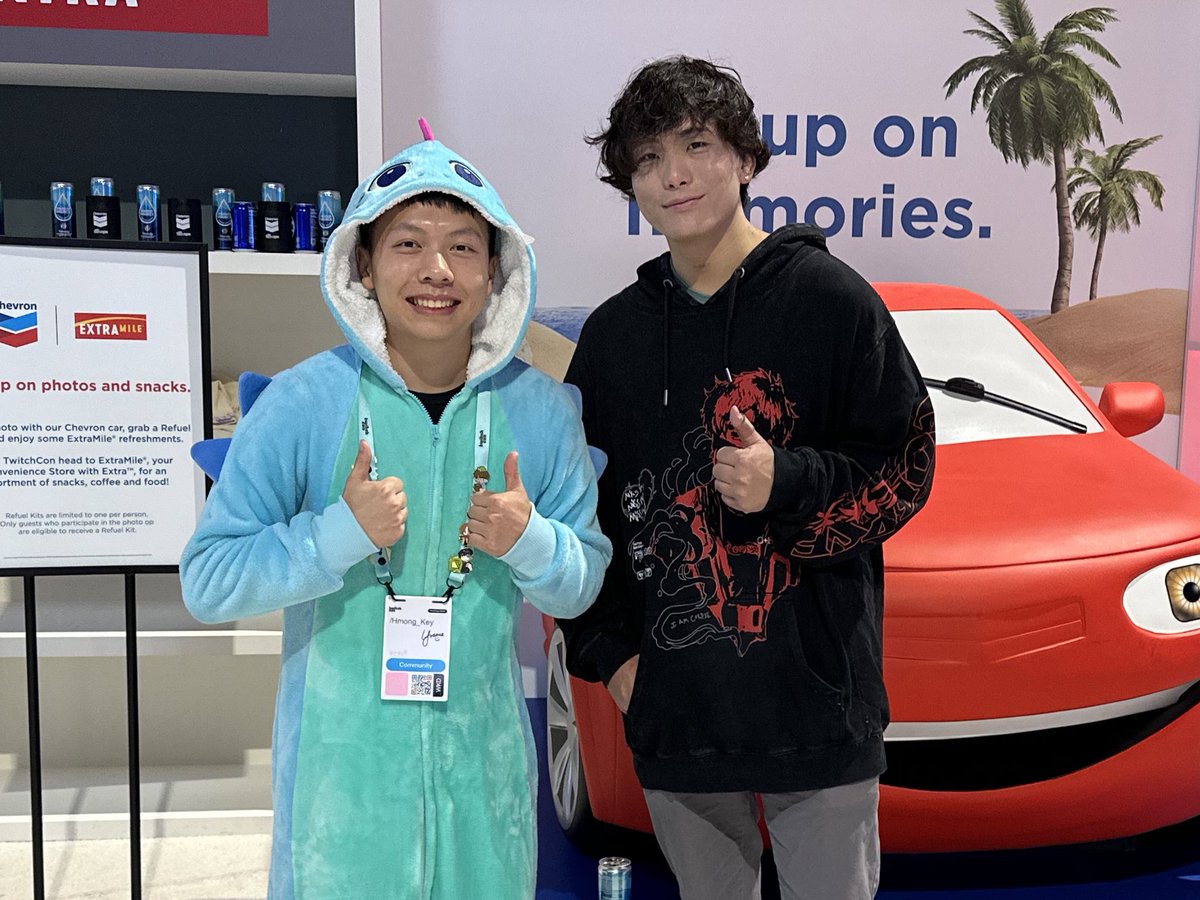 JustHmongkey tweet picture