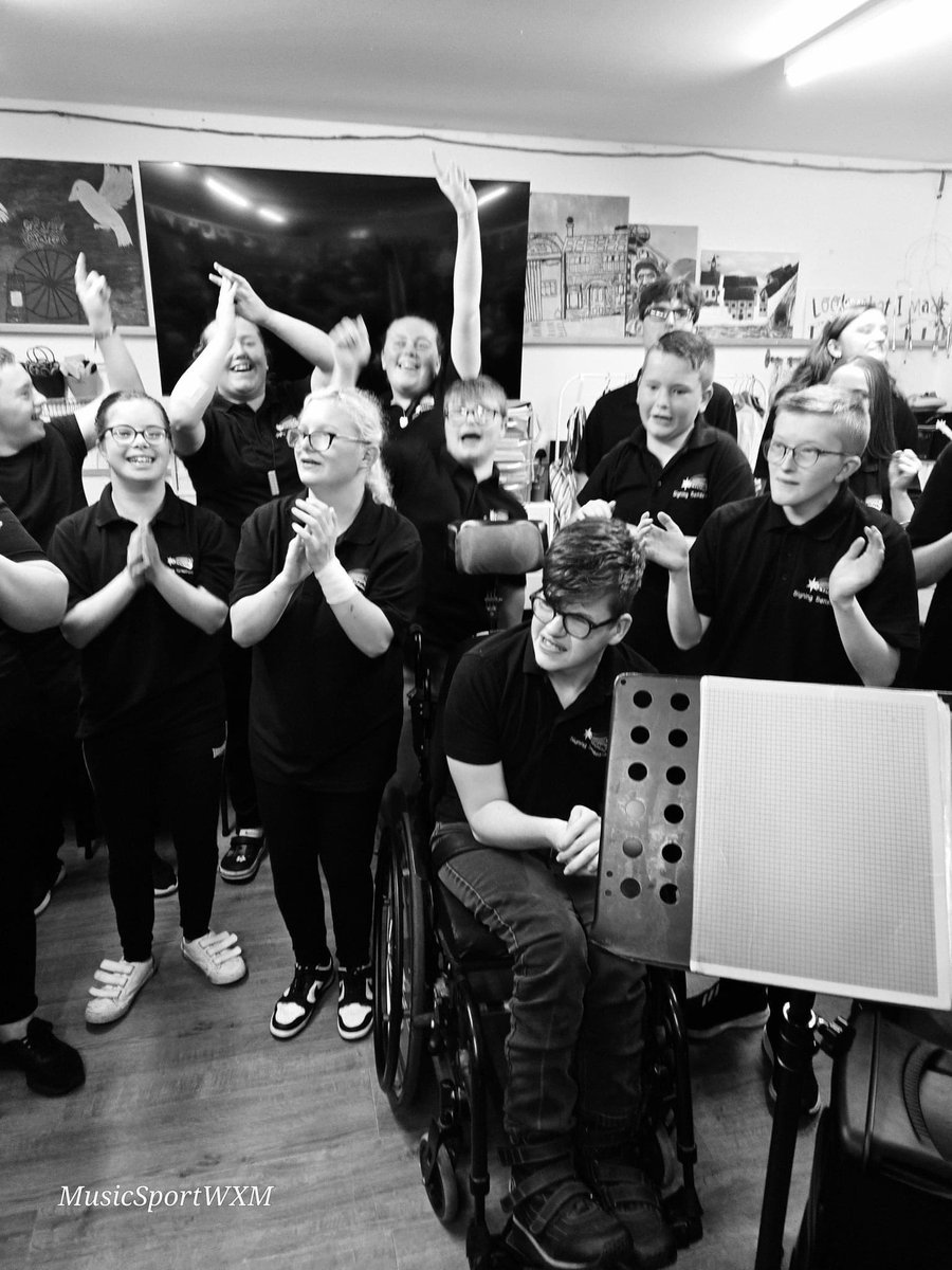DynamicWrexham's tweet photo. The Signing Sensations were honoured to perform with @DeclanSwans at @WrexhamMiners to mark the 90th anniversary of the Gresford Colliery disaster. 

An emotional evening with 266 candles lit, representing all the lives lost in the tragedy.

Well done to everyone involved ❤️🧡💛 https://t.co/ZwkrO7e3Hl