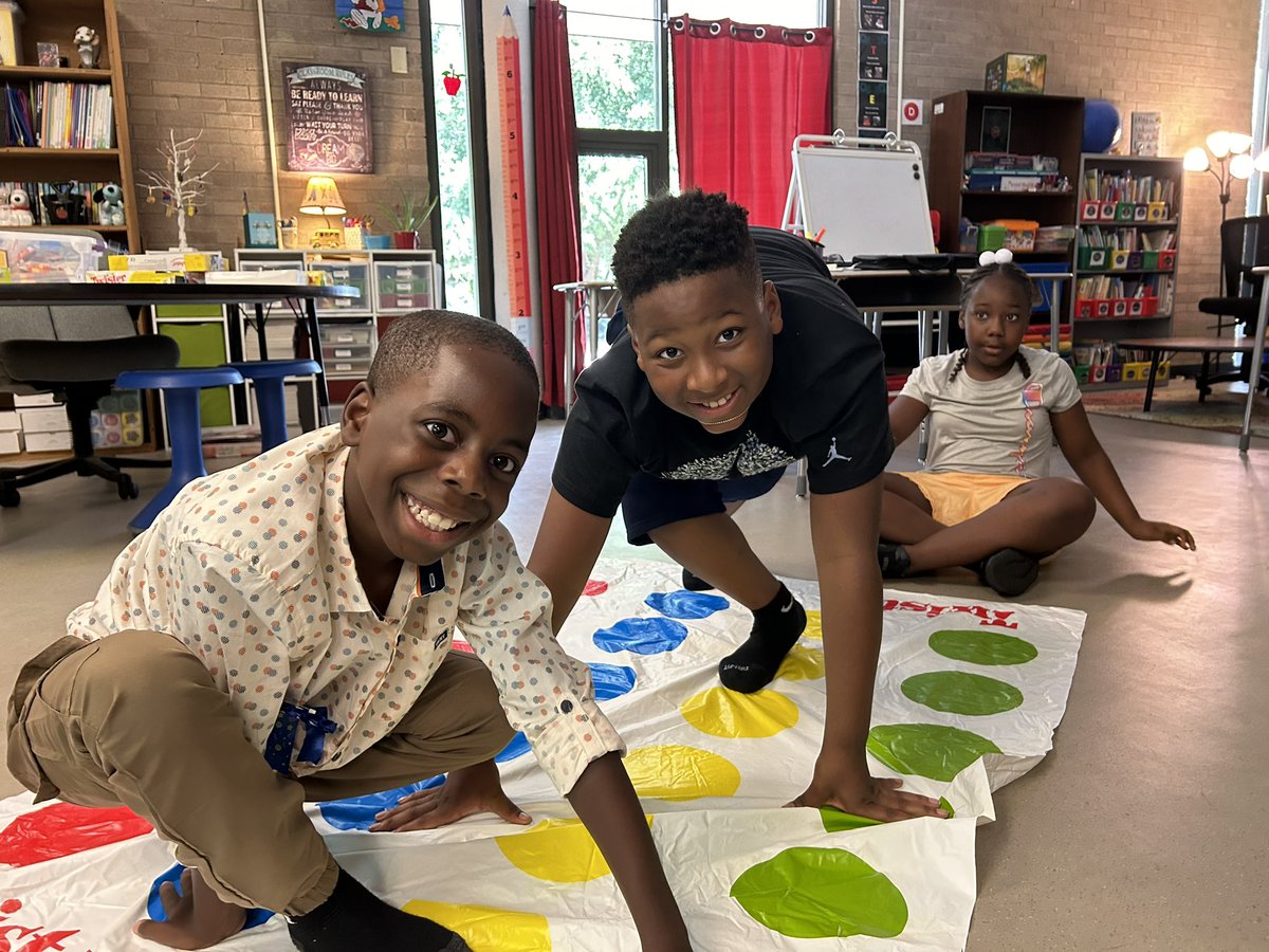 Ms. Wallace's 4th Grade Class tweet media