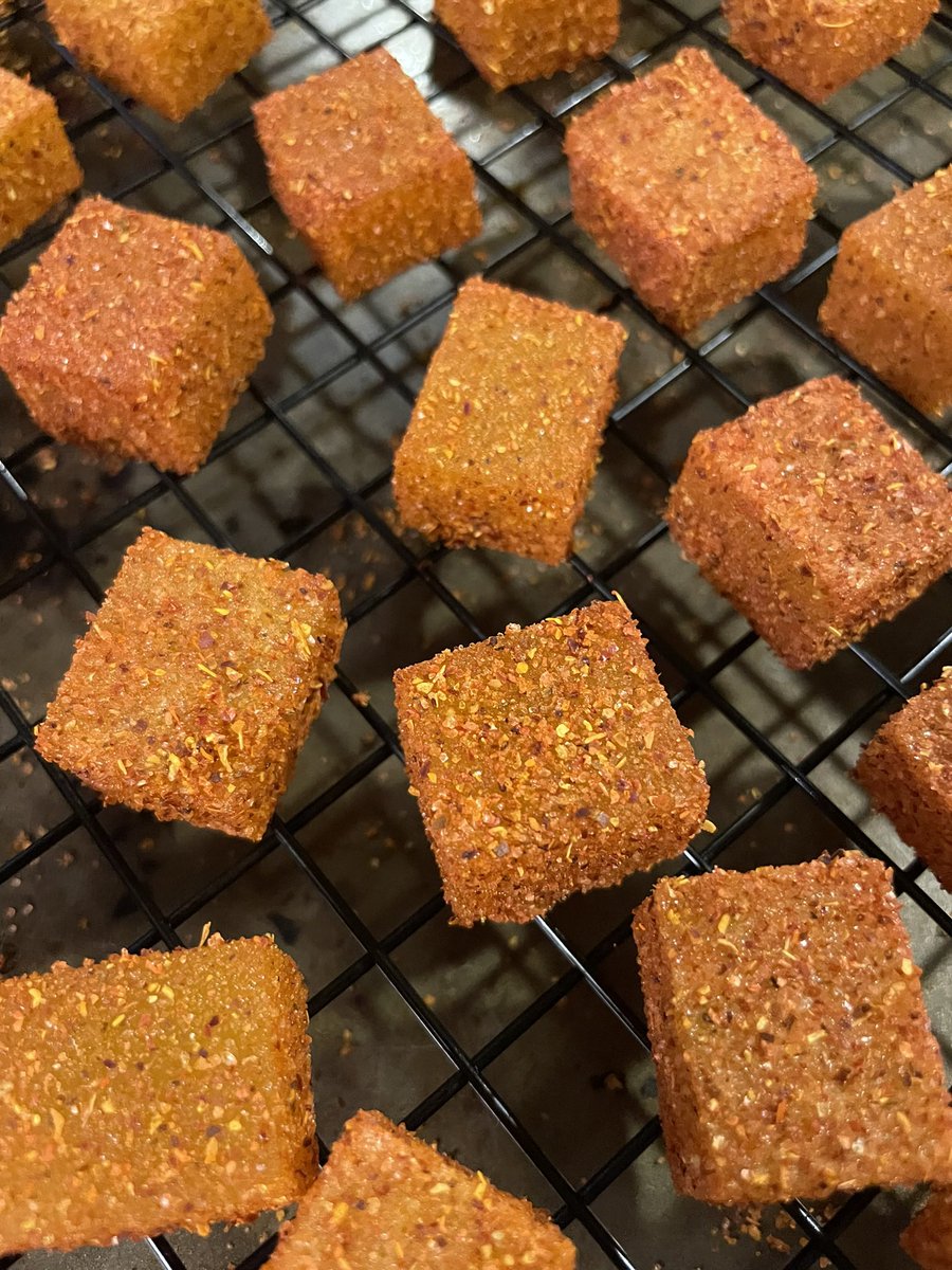 hifimixes's tweet photo. Gomitas recién bañaditas ✨🥭✨

#420cdmx #comestibles #edibles #cdmx #postresmagicos #wid #WeedLovers #420life #cannabiscommunity #viajeastral #reposteriaalta https://t.co/krYuYU71dO