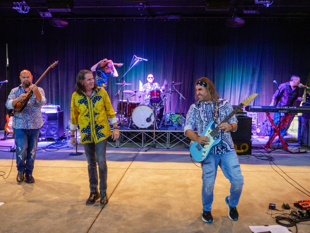 Umpqua Community College tweet media