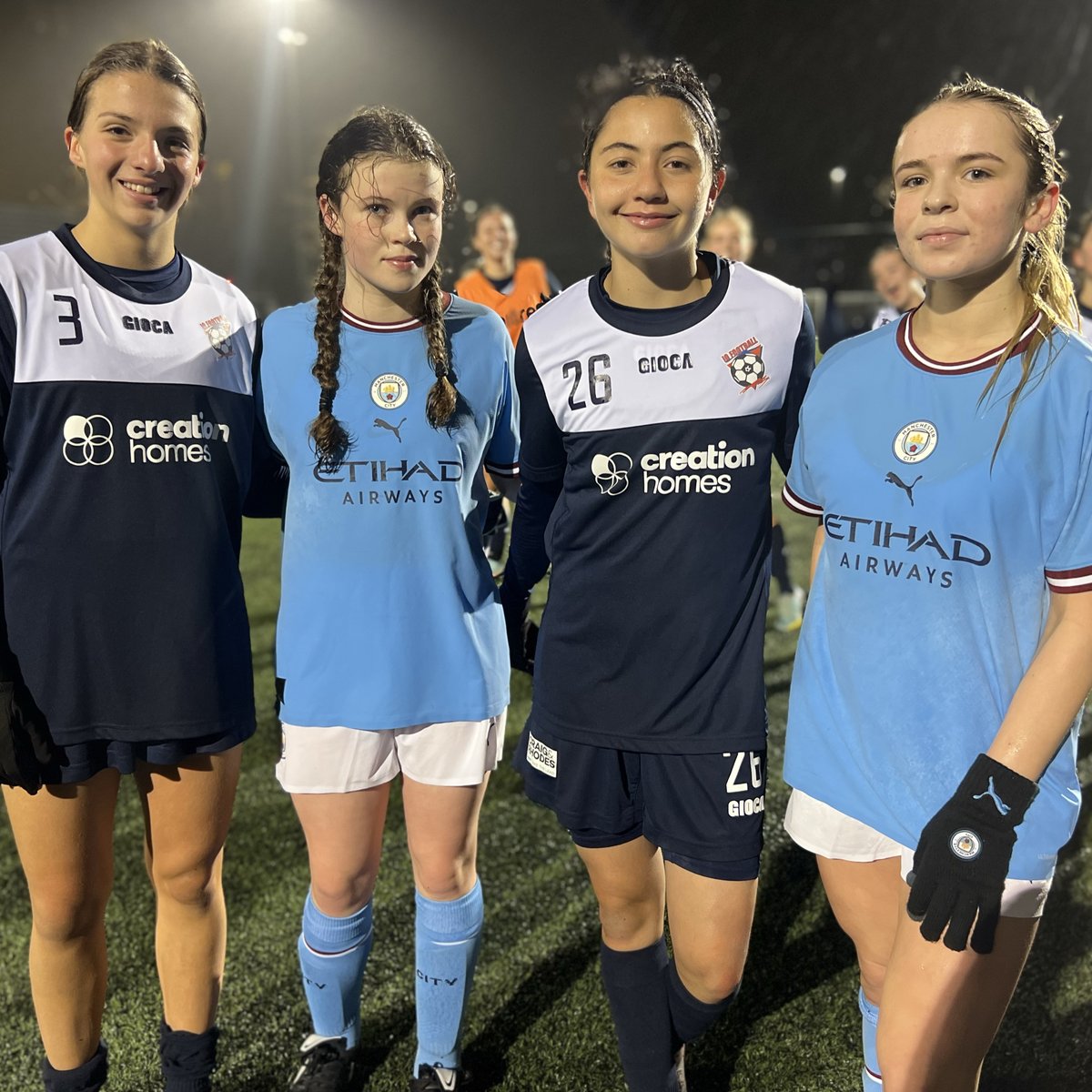 Iconz Experience tweet media