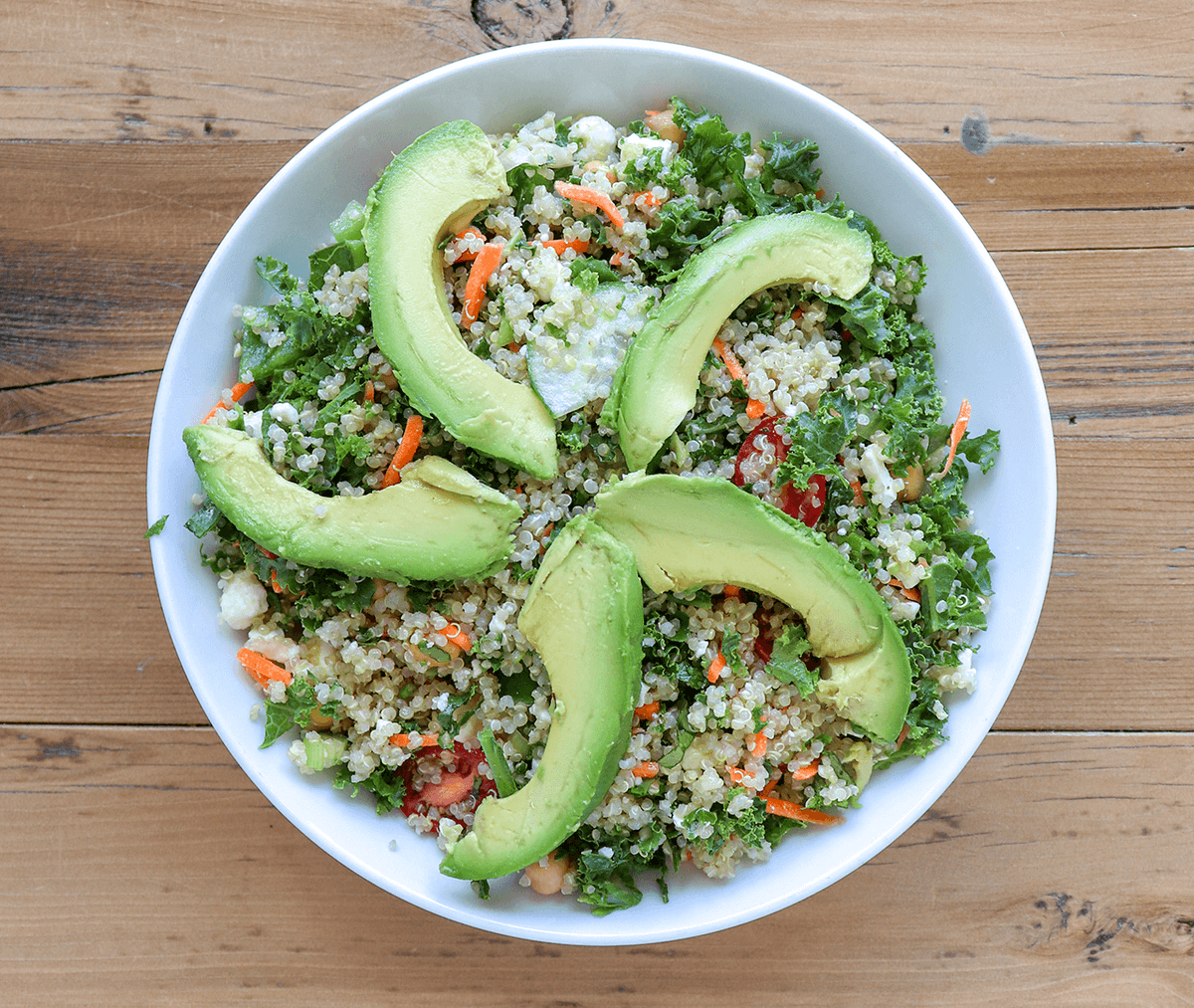 KMChomewood's tweet photo. Quinoa Bowl 🥗 
Quinoa, kale, carrots, cucumber, feta, avocado, green peppers, tomatoes, scallion mix, garbanzo beans, with a lemon vinaigrette. 🥬🥒🥑🫑🍅🍋

#QuinoaBowl #Quinoa #AncientGrain #HealthyOptions #HealthyLunches #KaleMeCrazy #HomewoodAL https://t.co/gXKAVRbdU8