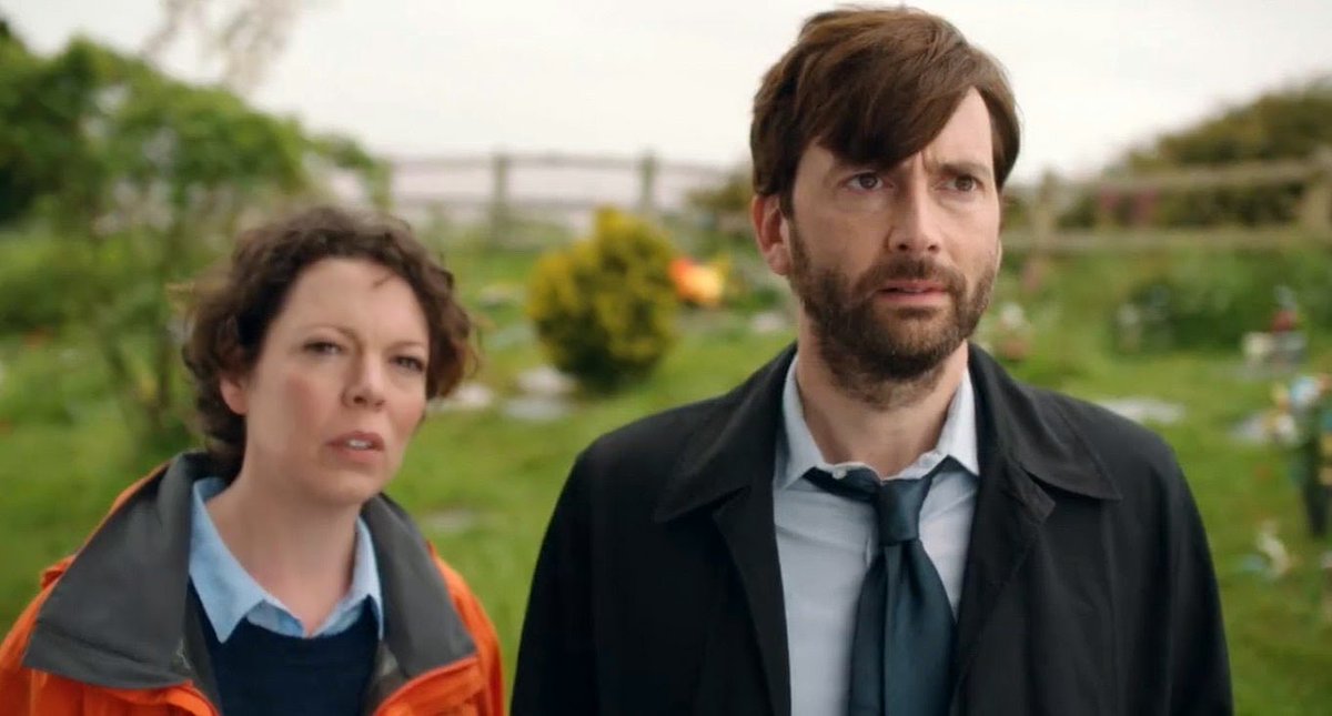 SaveRedlandLibr's tweet photo. 9pm TODAY on #ITV3
From 2015, s2 Eps 3 & 4 of #Crime #Drama๐บ #Broadchurch directed by #JessicaHobbs & written by #ChrisChibnall
๐#DavidTennant #OliviaColman #JodieWhittaker #AndrewBuchan #CharlotteBeaumont #AdamWilson #PaulineQuirke #JoeSims #CharlotteRampling #CarolynPickles https://t.co/SZJRLyxRxm