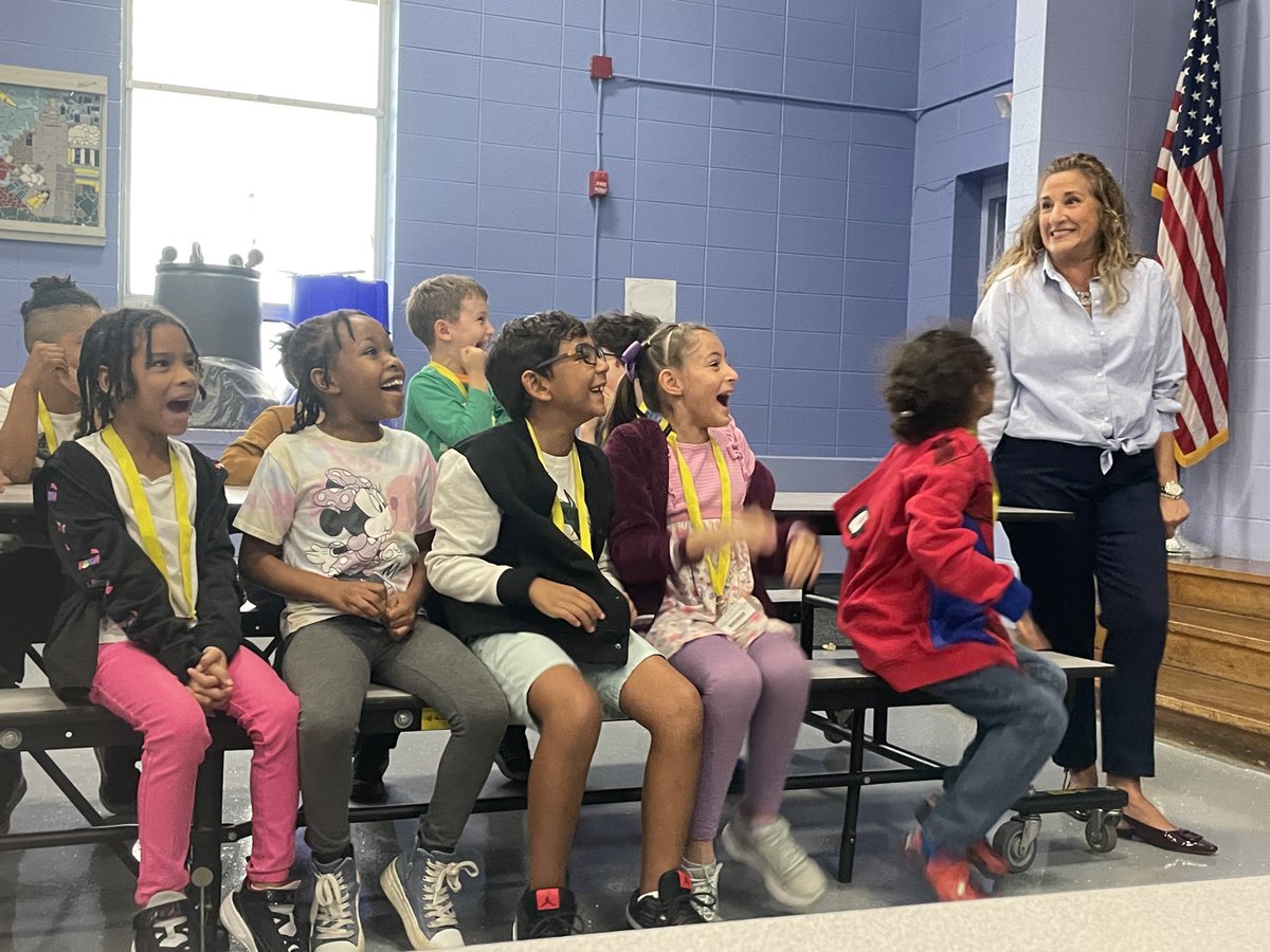 pvdschools's tweet photo. @pvdschools is proud to announce that The U.S. Department of Education has named Dr. @MLKSchoolProv  as a 2024 #NationalBlueRibbonSchools, honoring its significant academic achievements!
Students found out during a livestream with Principal Lussier and staff. Congratulations!! 🎉 https://t.co/7BbHbI6t2W