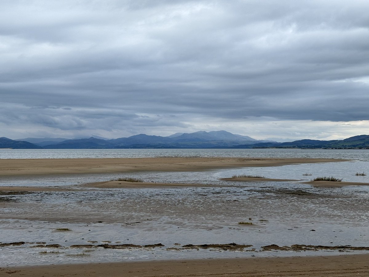 emi_jane1's tweet photo. A day of gathering hydrology data at @ntsandscalehaws today 😄 https://t.co/fpjo1W3Q9V