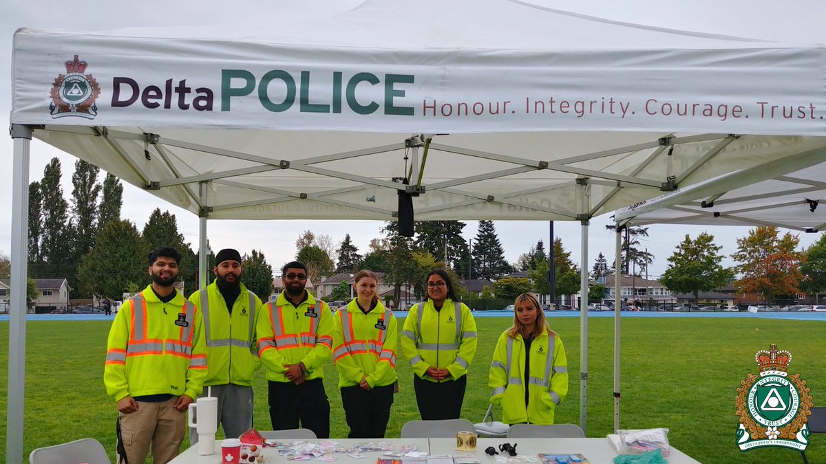deltapolice's tweet photo. Yesterday, our team was pleased to attend the 8th Annual #RunforDelta. ✨

It was an excellent day filled with community spirit and active participation, all in the name of making a positive impact.

Photo credits go to our volunteer Nathan. 📸

#DeltaPolice  #CommunityFirst https://t.co/E2F4OQwbd9