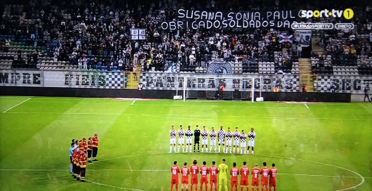 Obrigado a todos os bombeiros deste país.
