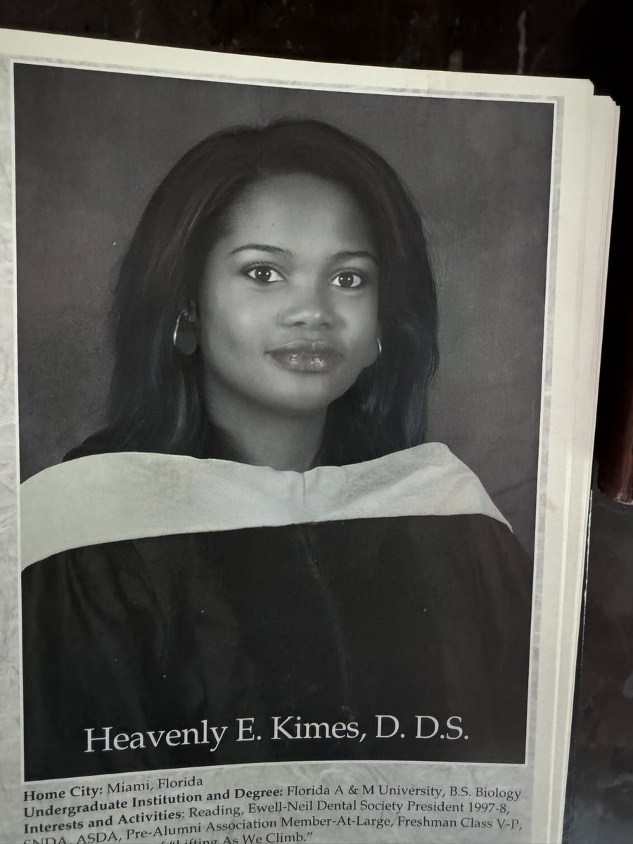 DrKaydeeRP's tweet photo. To the people who said I’m not a real Doctor… I earned my name! #FAMU #Rattlers #305Made #Dentist
Ps. Changing my name was one of the best things I did😂. https://t.co/SFbs09Q45t
