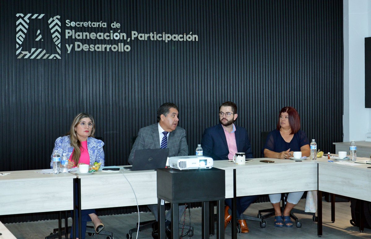 SepladeAgs's tweet photo. Hoy, la Seplade fue la sede de la reunión del Grupo Técnico de Expertos en la Función Individual (GTEFI), para desarrollar un estándar de competencias que permitirá el desarrollo urbano del estado de Aguascalientes. https://t.co/iRjBMDiunz