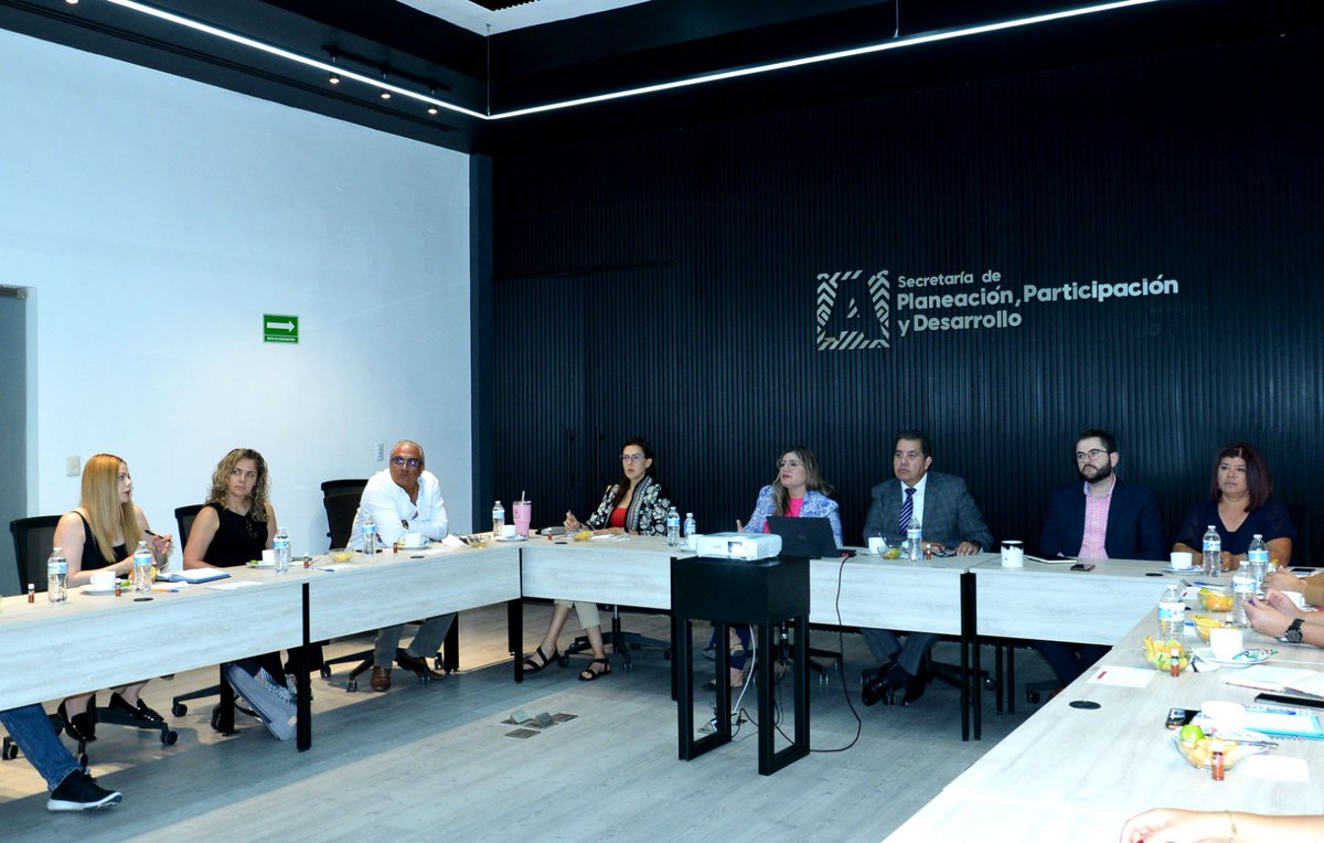 SepladeAgs's tweet photo. Hoy, la Seplade fue la sede de la reunión del Grupo Técnico de Expertos en la Función Individual (GTEFI), para desarrollar un estándar de competencias que permitirá el desarrollo urbano del estado de Aguascalientes. https://t.co/iRjBMDiunz