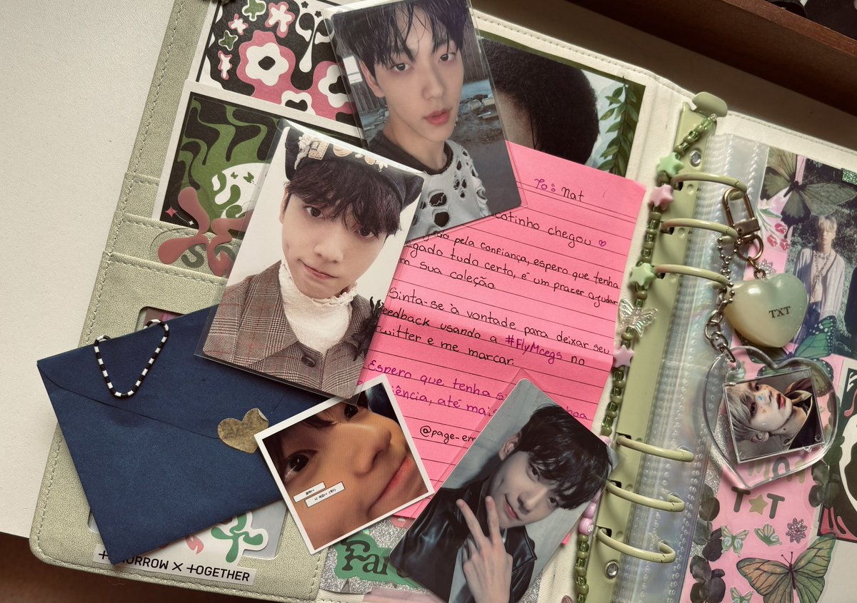 wheresmysoobin's tweet photo. ̗̀➛.       feedback      𓆩♡𓆪

super positivo pra @page_emi que me ajudou a trazer essas lindezas! 💞 a ceg foi tranquila e organizada, e com certeza são os primeiros de muitos cards que eu terei na coleção graças a emi! obg amiga, e eu amei o capricho da embalagem. ✨ https://t.co/1imSZnqIaj