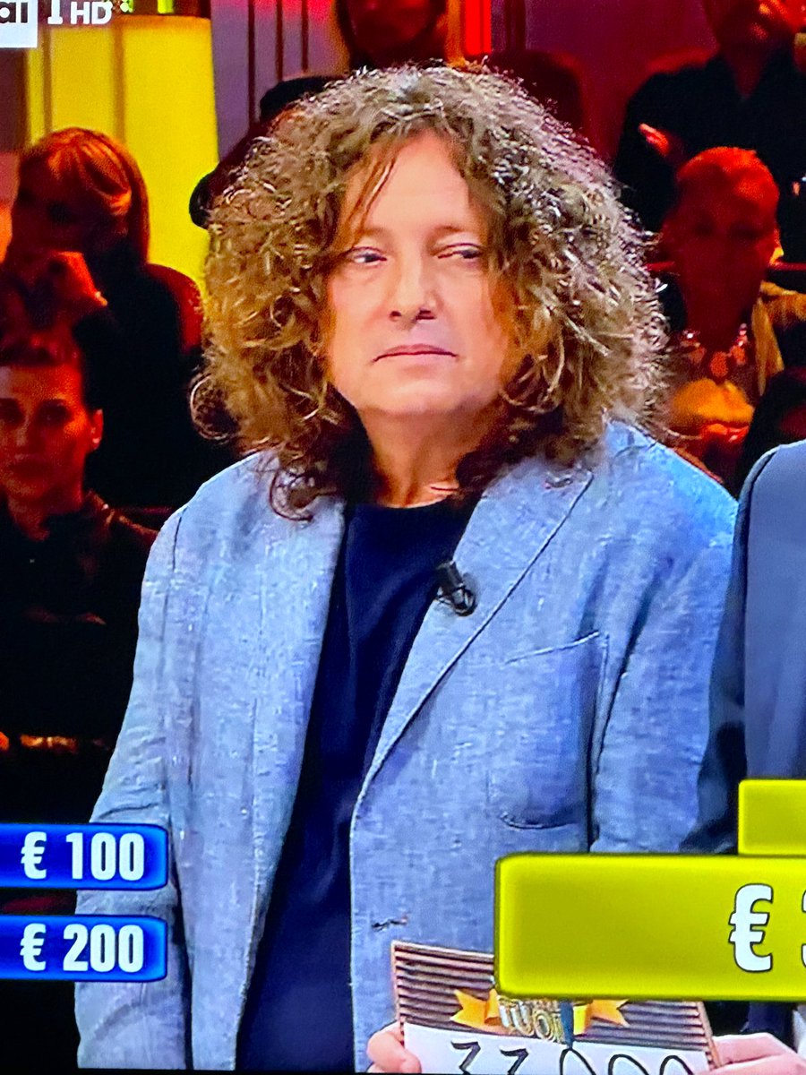 #affarituoi
Il padre è Sileri, il viceministro della salute ai tempi del COVID e delle restrizioni