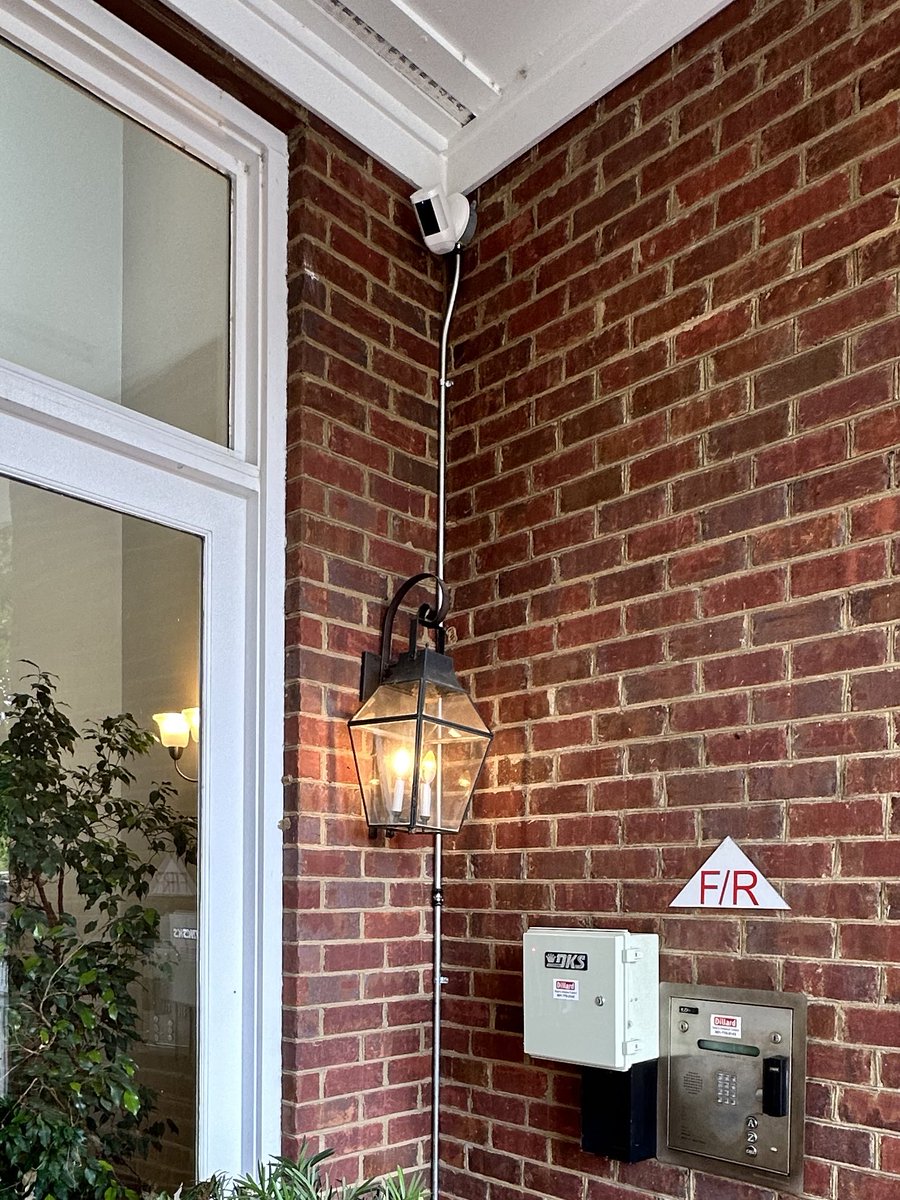 DesignSmartHome's tweet image. The smart functionality and the various options of Ring Cameras provides solutions for almost any situation even with existing properties.  We have provided hundreds of residential and commercial properties smart security camera solutions throughout the Metro Memphis area.