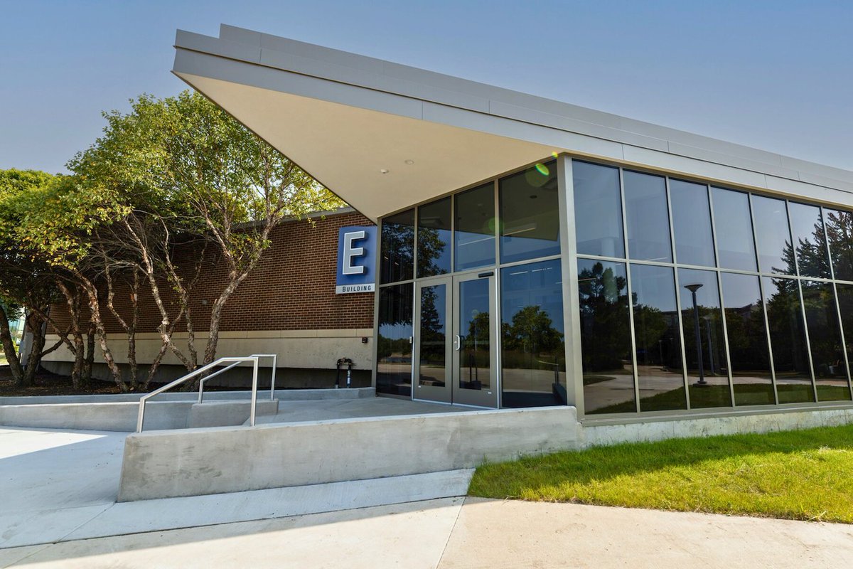 Harper College tweet media