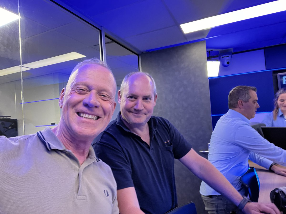 Vanavond hebben we de #NECUPDATE podcast opgenomen! We hadden fractievoorzitter en raadslid <a href="/pauleig/">Paul Eigenhuijsen</a> als gast. Wil jij alles weten over het stadiondossier luister morgen de podcast! #NEC ❤️💚🖤