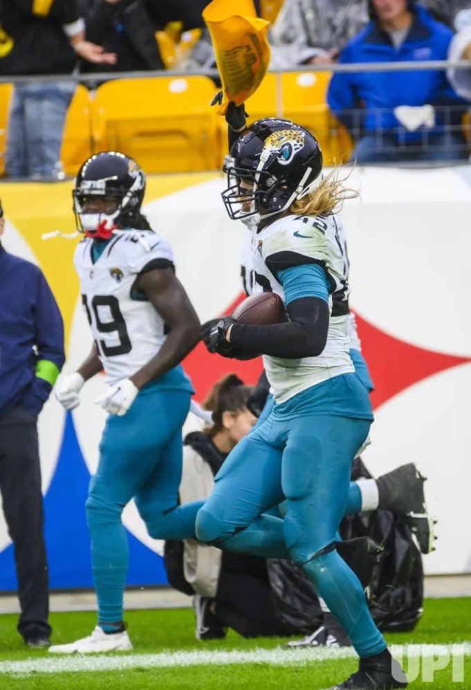 The jags haven’t won a game since this happened btw