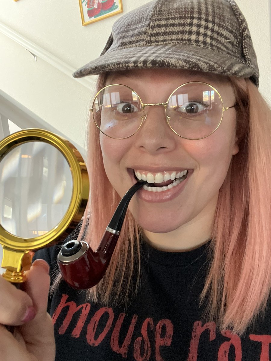 Dressed up as Sherly Holmes to teach my students about cellular respiration. Using the mystery of the toxic flea dip by Baines et al. Chat said I slayed.